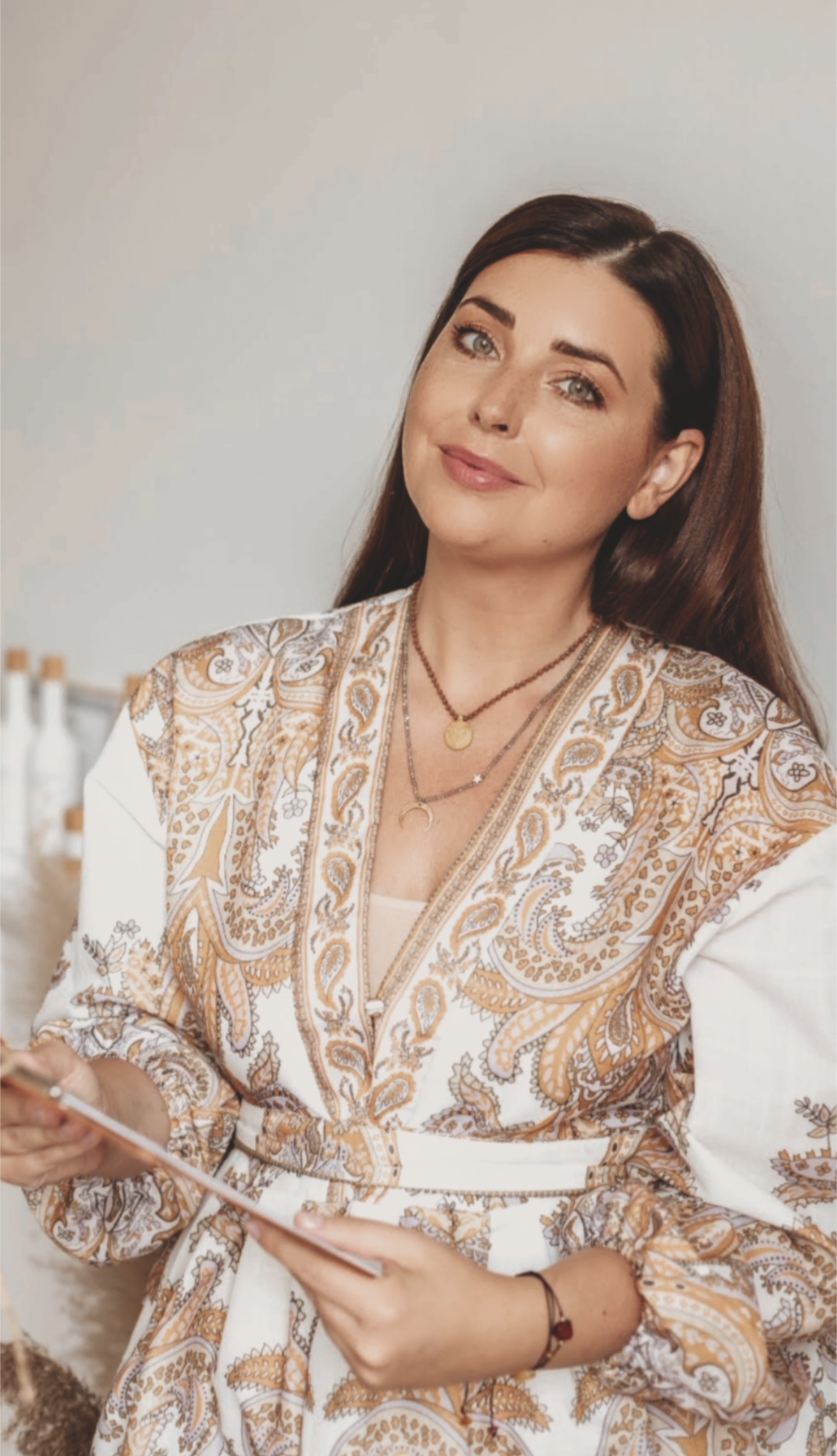 KONSULTACJA FRYZJERSKO • TRYCHOLOGICZNA DLA WŁOSÓW I SKÓRY GŁOWY W WARSZAWIE